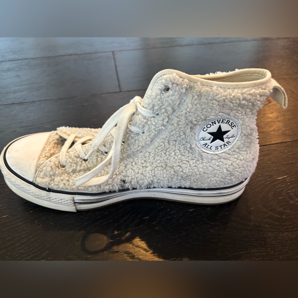Converse Woman’s 7' White Fleece High-Top Sneakers “Sherpa Shoe.”